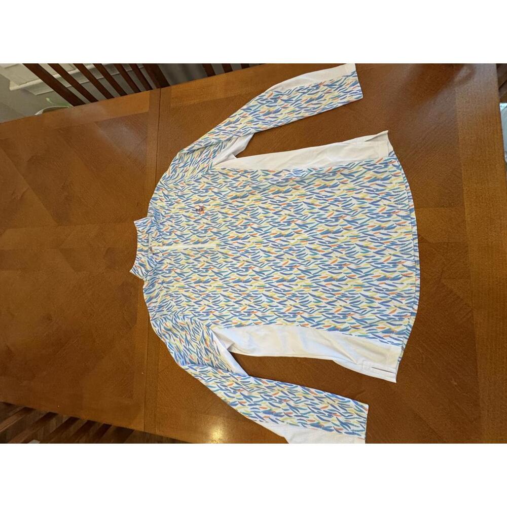 Women's Long Sleeve Activewear Top with Colorful Pattern 4-107